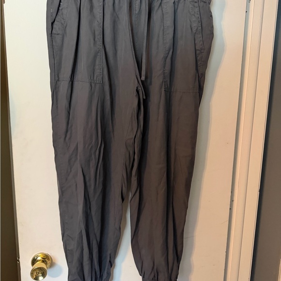 Women’s high-rise joggers - Grey - Picture 3 of 3